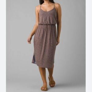 Elegant Sleeveless Brown Dress